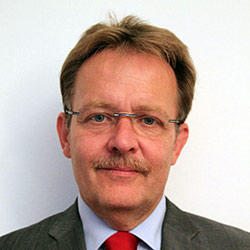 <b>Dieter Hillebrand</b>, Regionsgeschäftsführer des Deutschen Gewerkschaftsbundes ... - 04_hillebrand_dieter